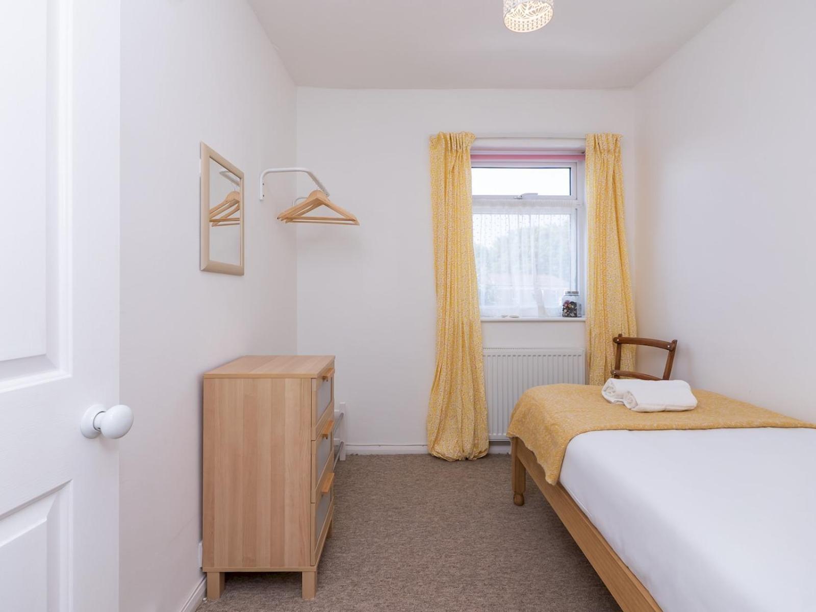 Pass The Keys Spacious Family Home With Parking Bath Extérieur photo